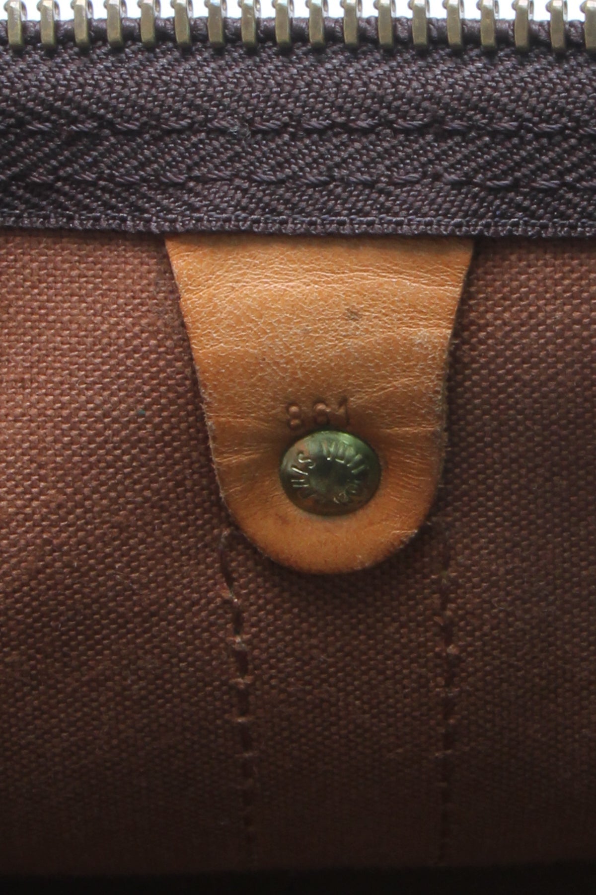 Louis Vuitton Vintage Keepall 50 Travel Bag - Monogram - photo 11