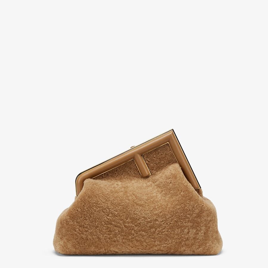 Fendi Medium Sheepskin Bag - photo 6