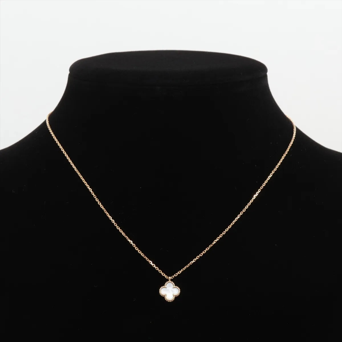 Van Cleef & Arpels Sweet Alhambra Mother of Pearl Necklace - photo 5