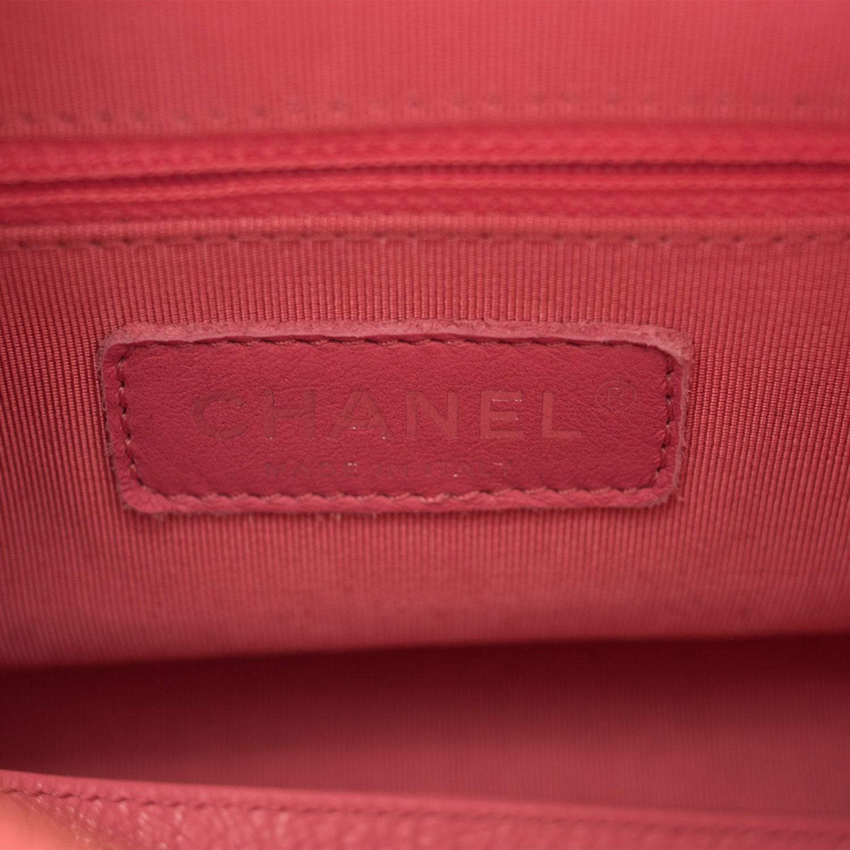 Chanel Gabrielle 20 Hobo Bag Pink Lambskin Mixed Metal Hardware - photo 9