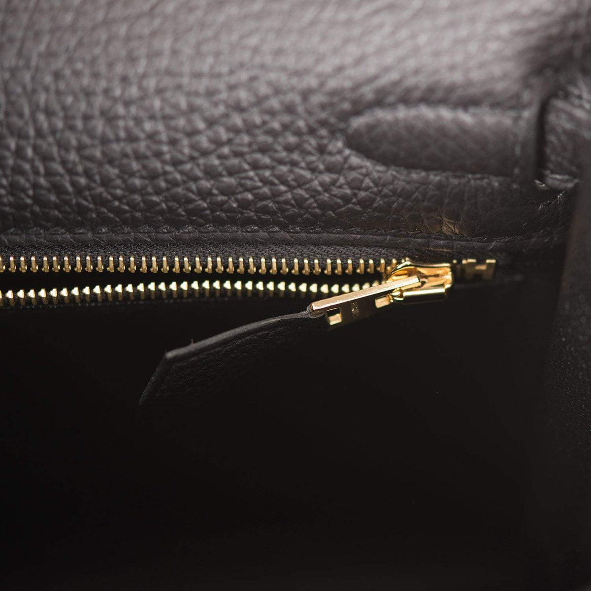Hermès Kelly Retourne 25 Black Togo Gold Hardware - photo 9