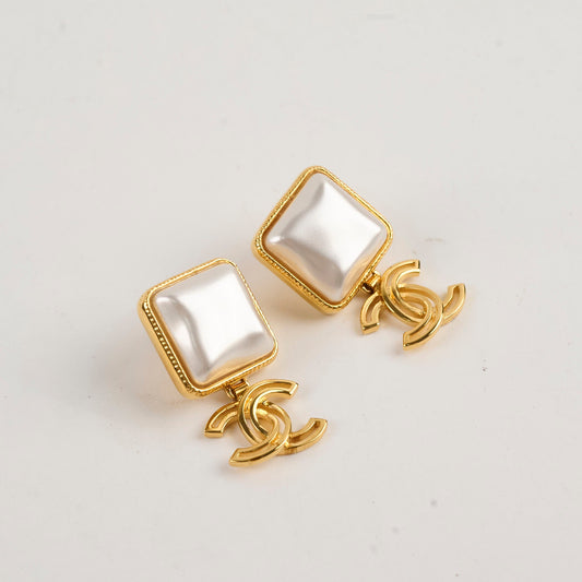 Chanel Square Pearl Drop CC Earrings - photo 2