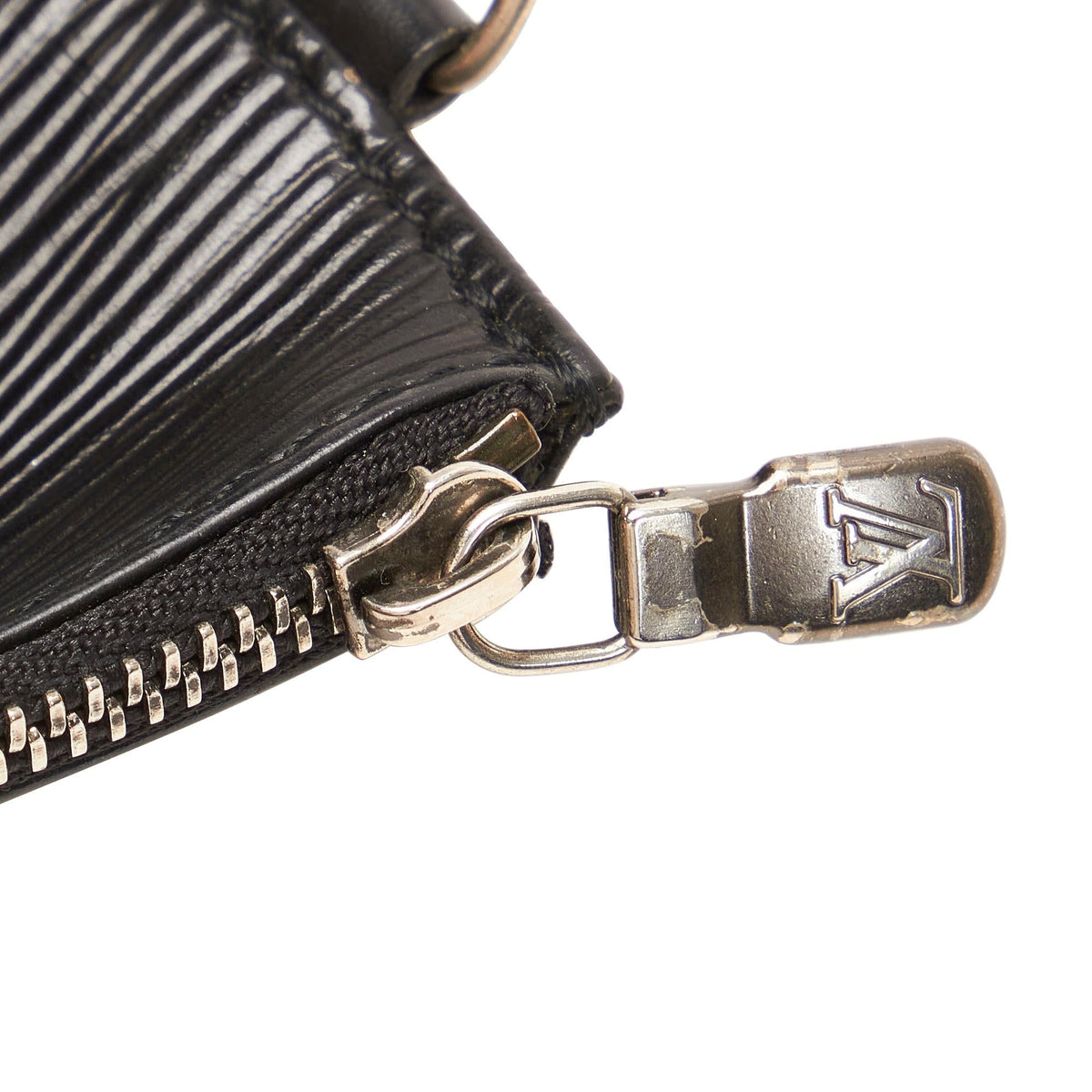 Louis Vuitton Epi Sac dEpaule - photo 11