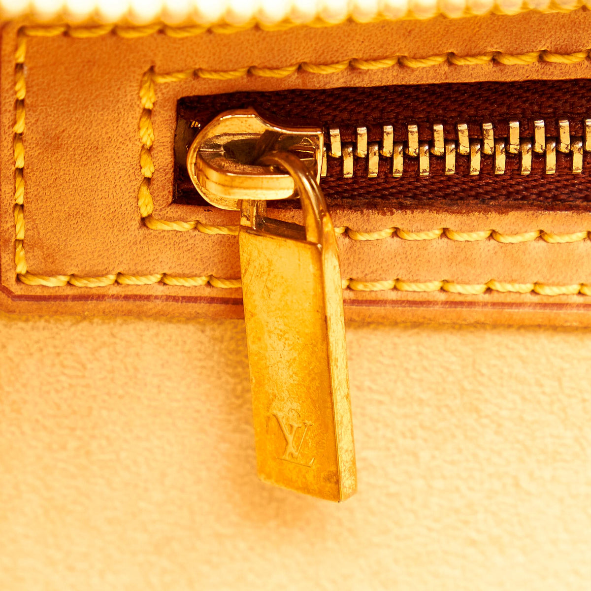 Louis Vuitton Monogram Cite GM - photo 9