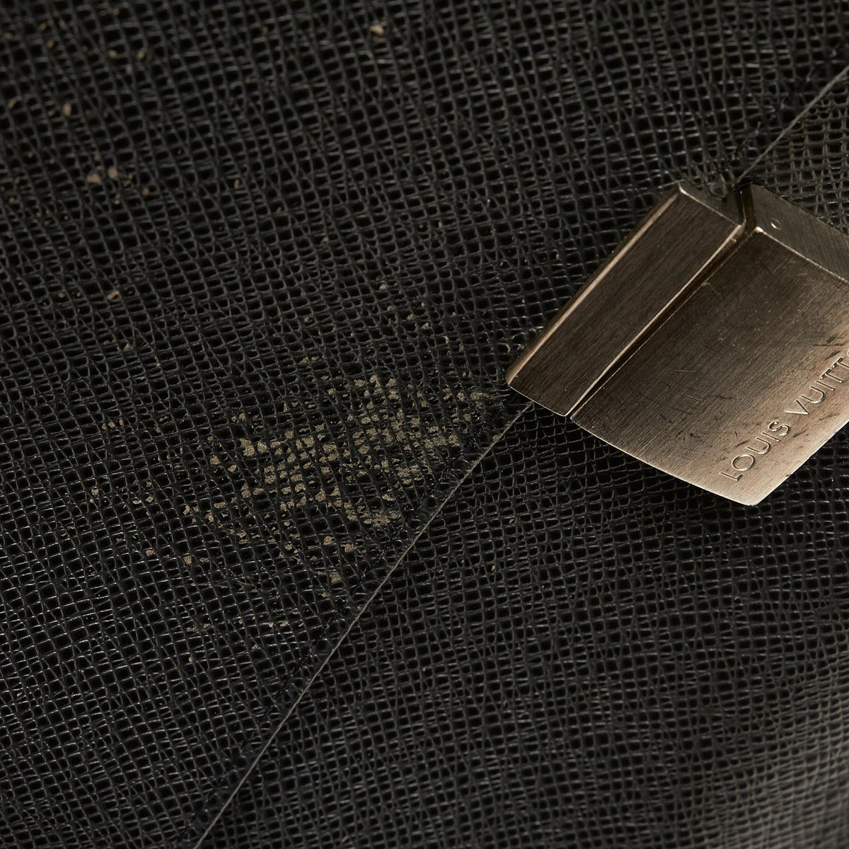 Louis Vuitton Taiga Selenga - photo 10