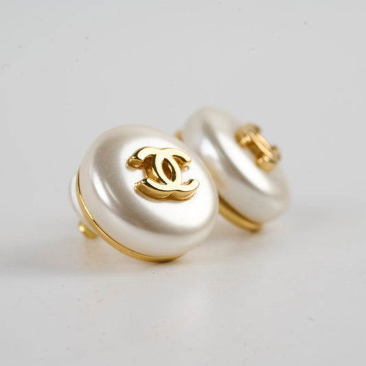 Chanel Black CC Pearl Earrings Costume Jewellery - photo 2