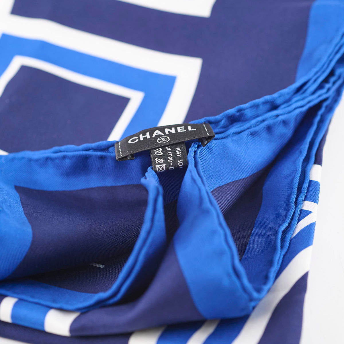 Chanel CC Scarf 90 Navy/Royal Blue/White - photo 6