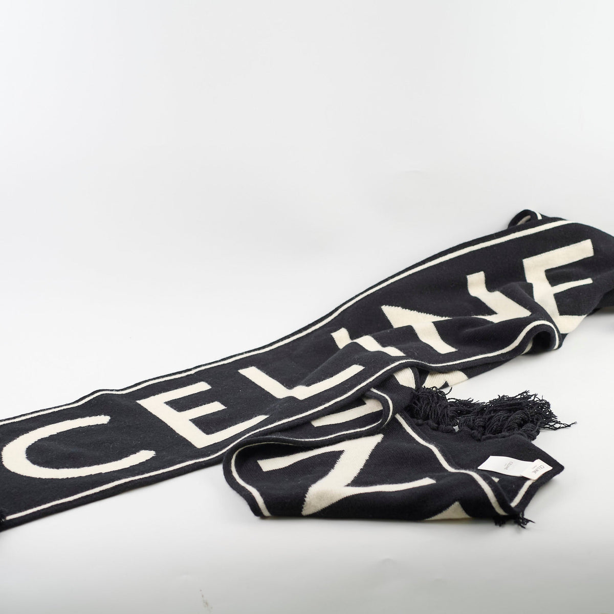 Celine Thick Wool Scarf Black/White - photo 6