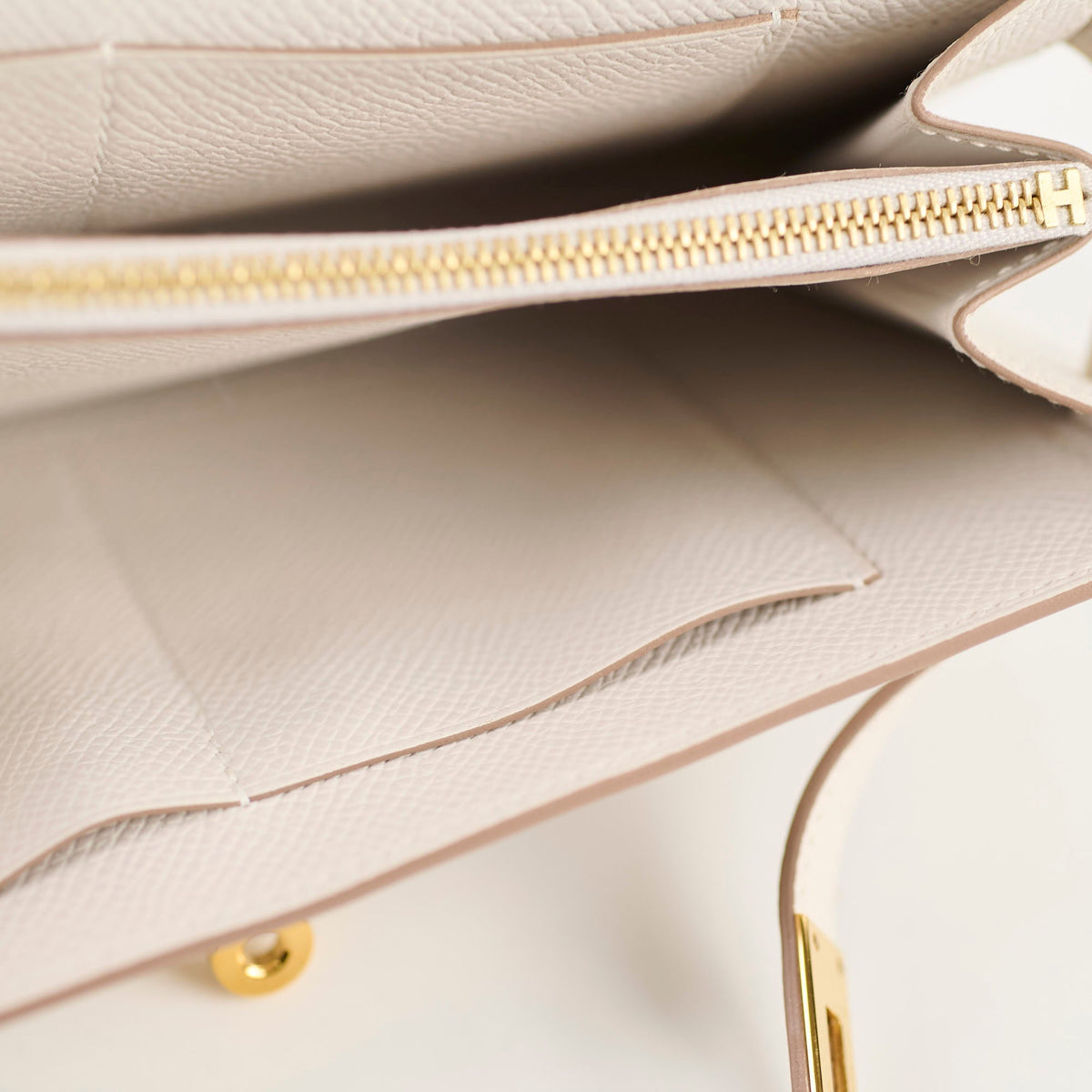 Hermes Kelly To Go Epsom in Gris Pale - photo 14