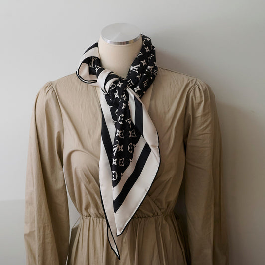 Louis Vuitton Monogram Silhouette Square 90 Silk Scarf Black - photo 2