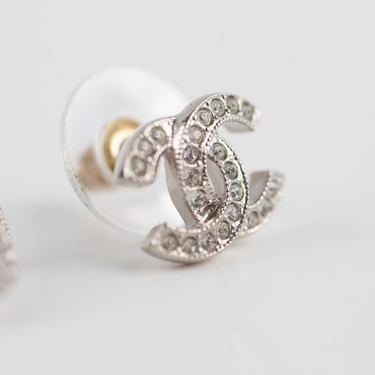 Chanel CC Logo Earrings Studs - photo 2