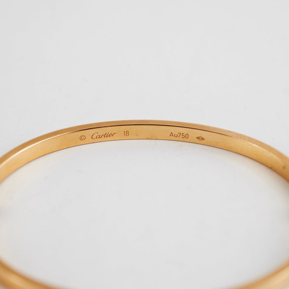 Cartier Yellow Gold Love Bangle Size18 - photo 9