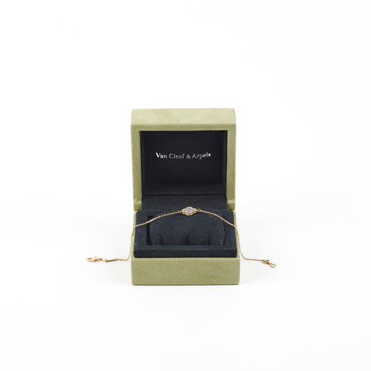 Van Cleef and Arpels Sweet Mother of Pearl Bracelet - photo 2