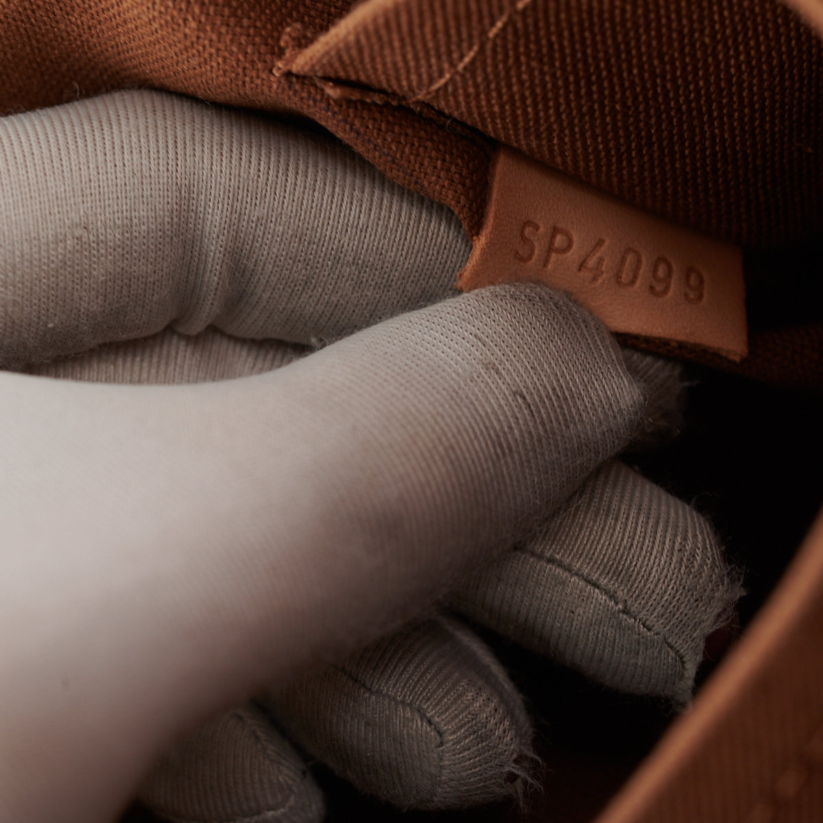Louis Vuitton Trivoli GM Monogram - photo 19