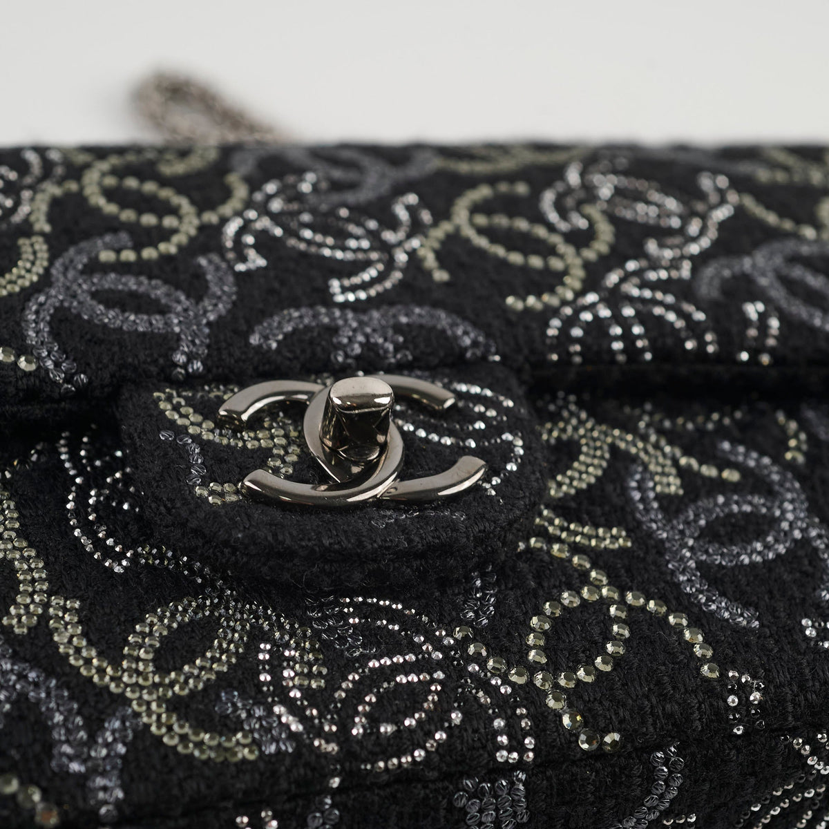 Chanel Medium/large Classic Flap CC Crystal Tweed Black - photo 18