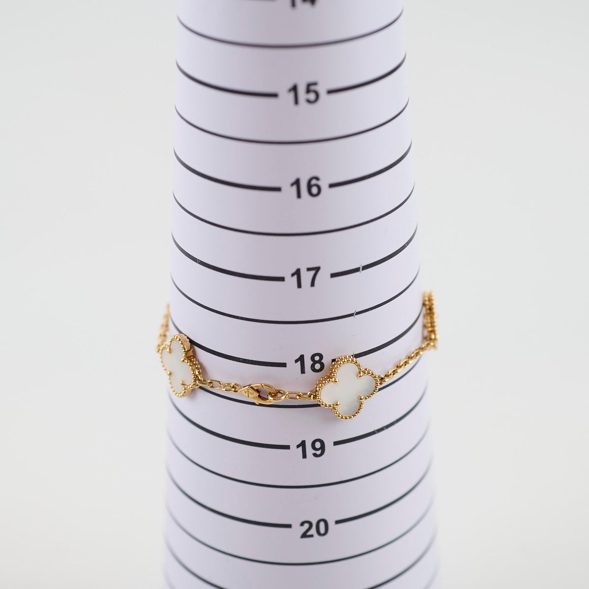 Van Cleef and Arpels 5 Motif MOP Bracelet - photo 6