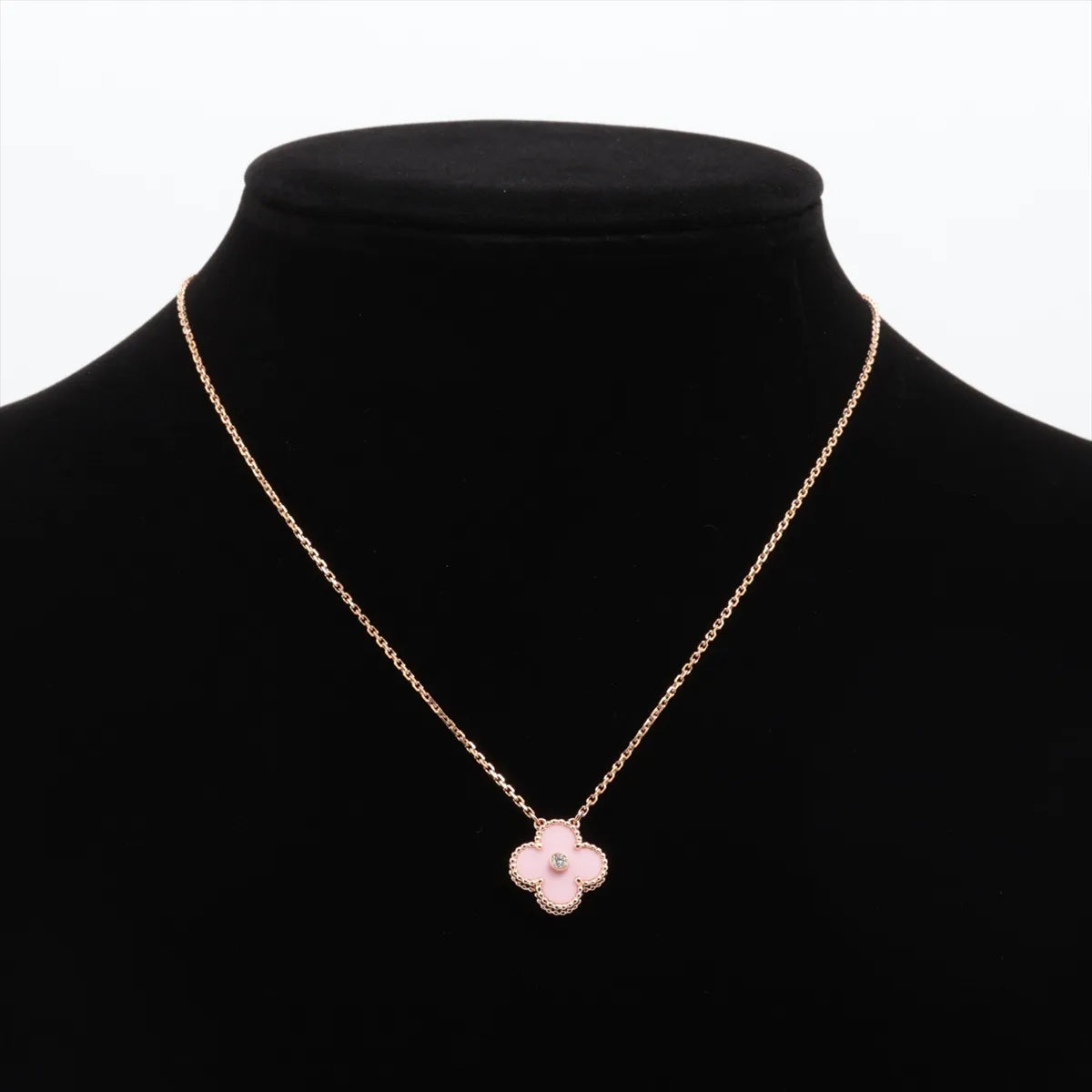 Van Cleef & Arpels Vintage Alhambra Holiday Pink Porcelain diamond Necklace - photo 5