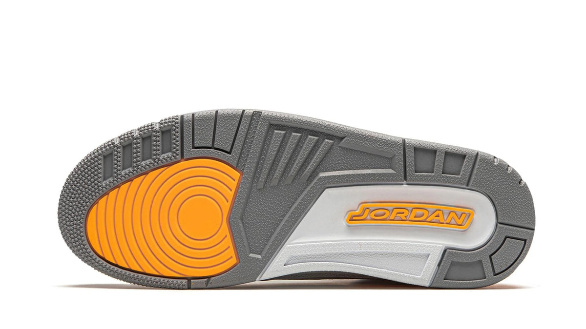 AIR JORDAN 3 RETRO WMNS "Laser Orange" - image 5