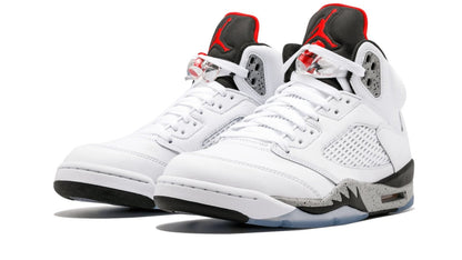 Air Jordan 5 Retro "Cement" - photo 1