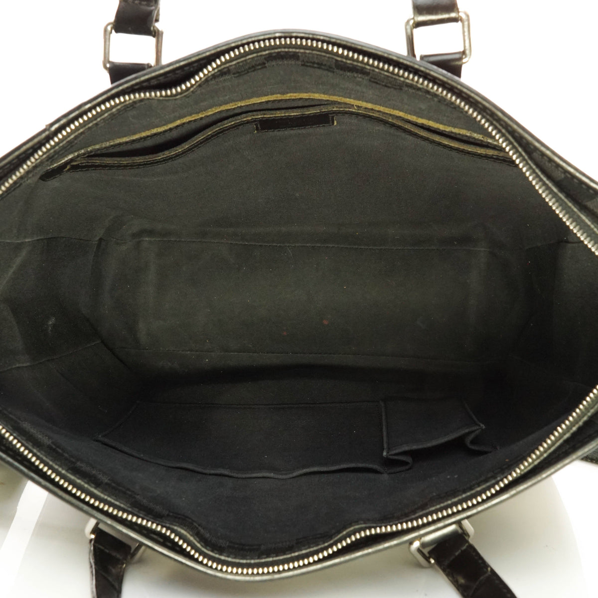 Louis Vuitton Tadao Pm Shoulder Bag - photo 7