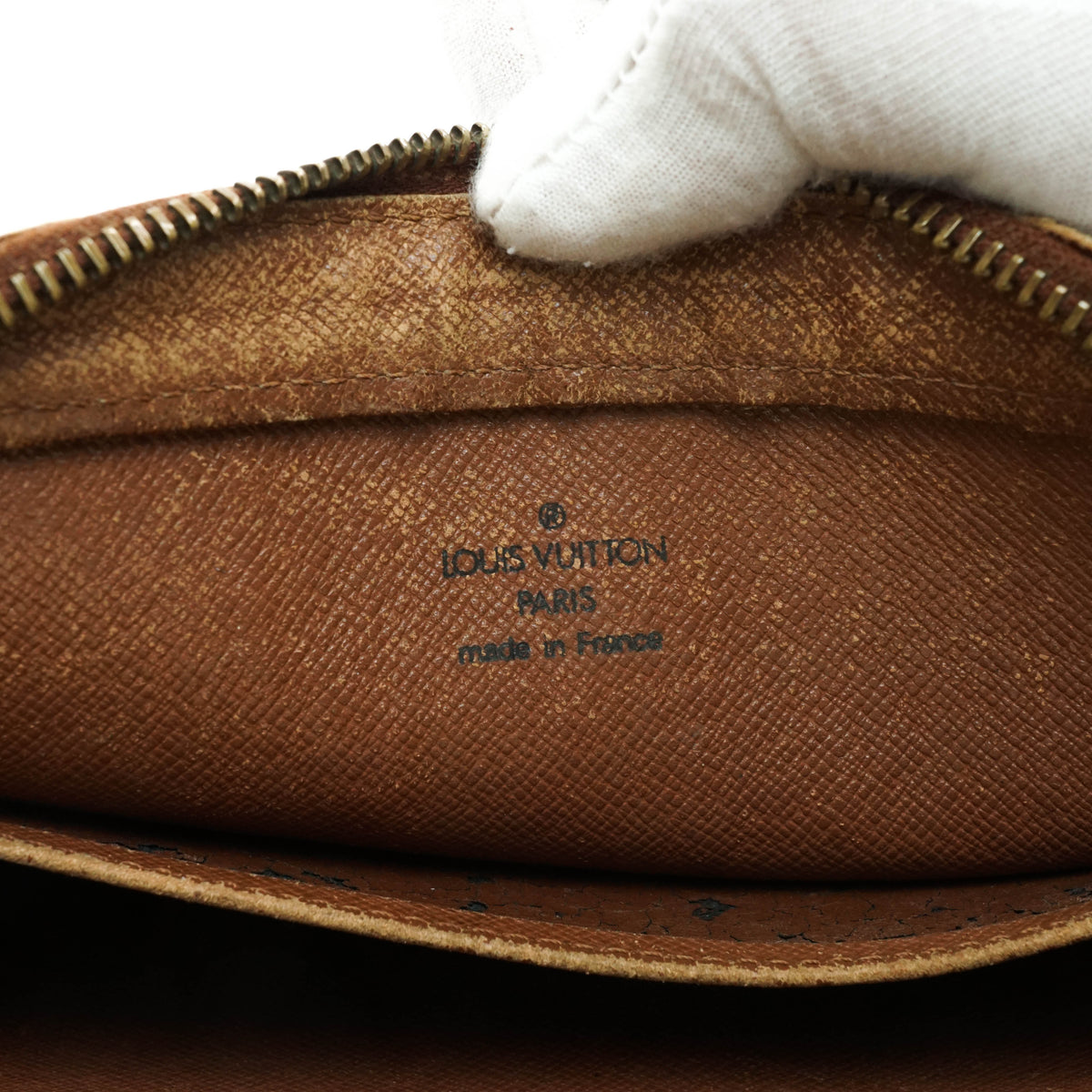 Louis Vuitton Orsay Clutch Bag - photo 8