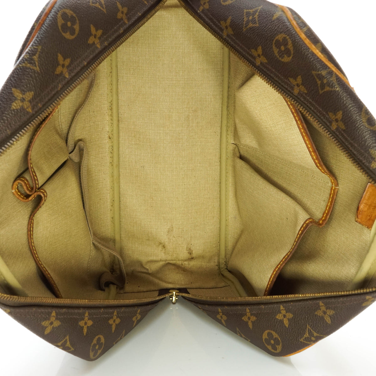 Louis Vuitton Deauville Hand Bag - image 7