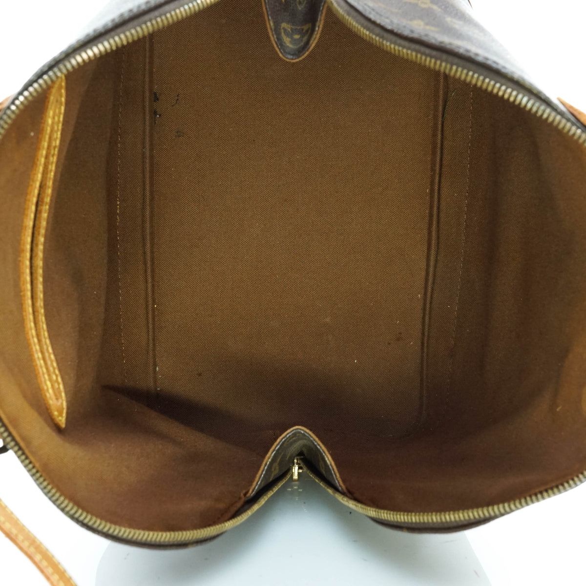 Louis Vuitton Alma Handbag - image 7