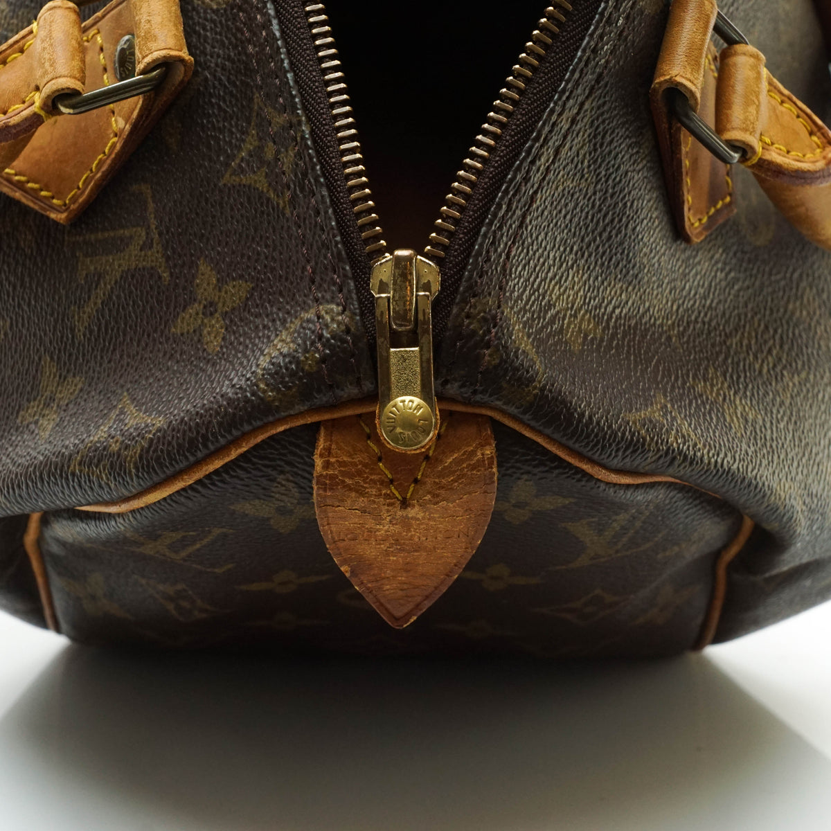 Louis Vuitton Speedy 25 Satchel Bag - image 7
