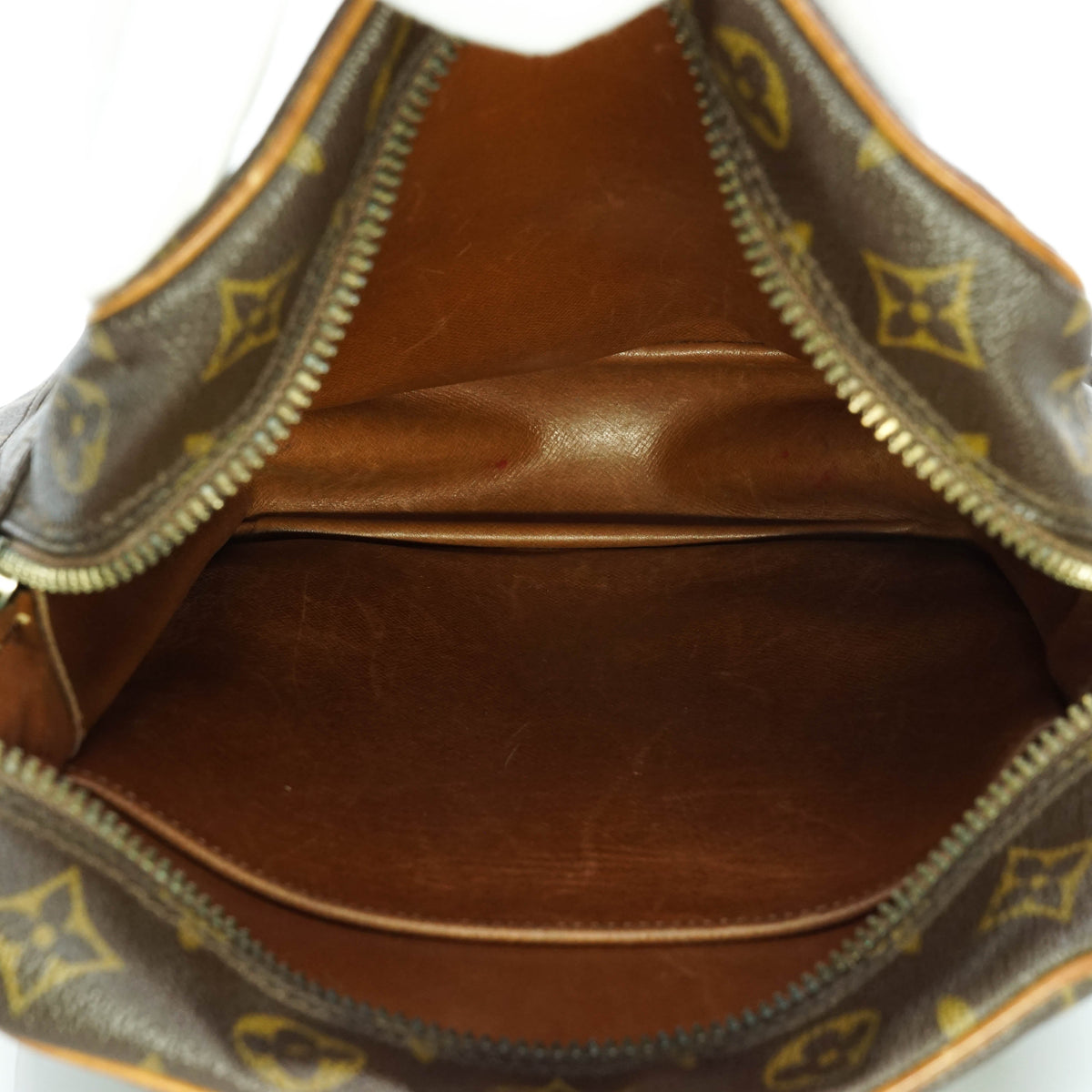Louis Vuitton Danube Pm Crossbody - image 7