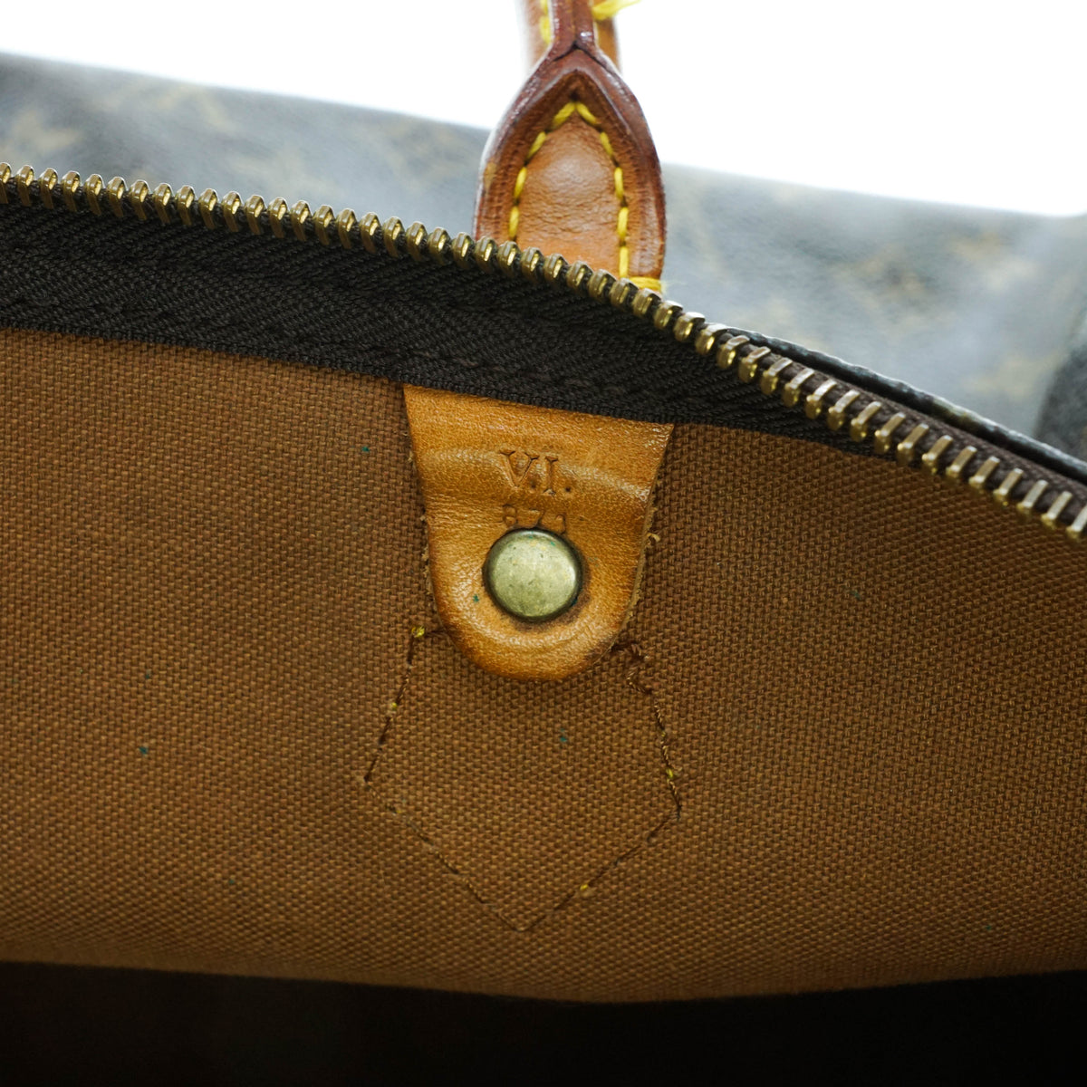 Louis Vuitton Speedy 40 Satchel Bag - image 8