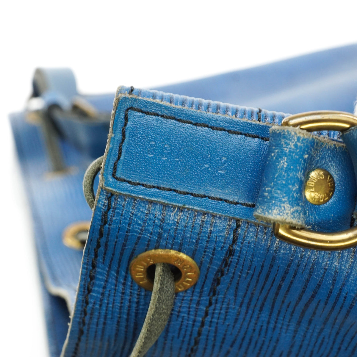 Louis Vuitton Noe Shoulder Bag Epi - photo 8