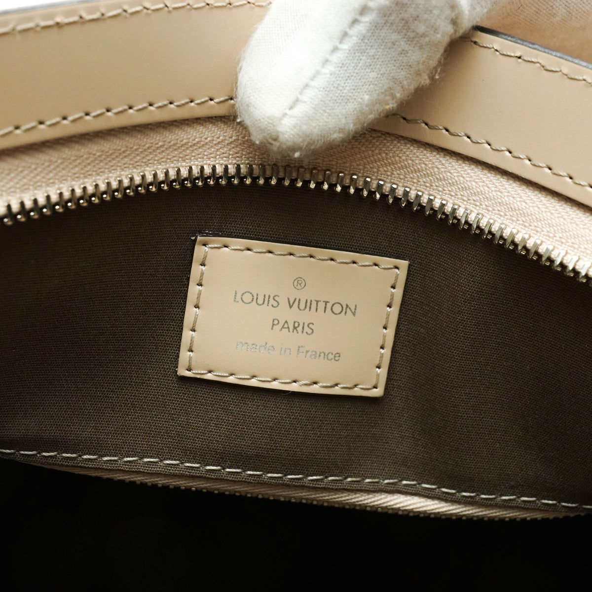 Louis Vuitton Soufflot Mm Hand Bag - photo 8