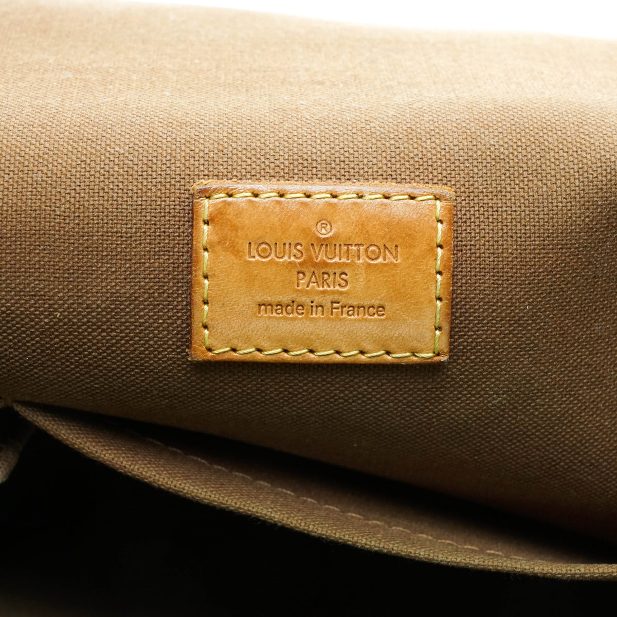 Louis Vuitton Bosphore Messenger - photo 8