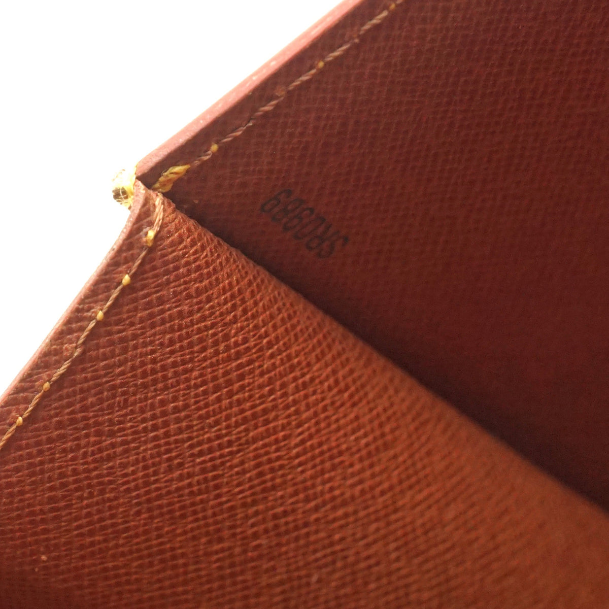 Louis Vuitton Serviette Conseiller - photo 11
