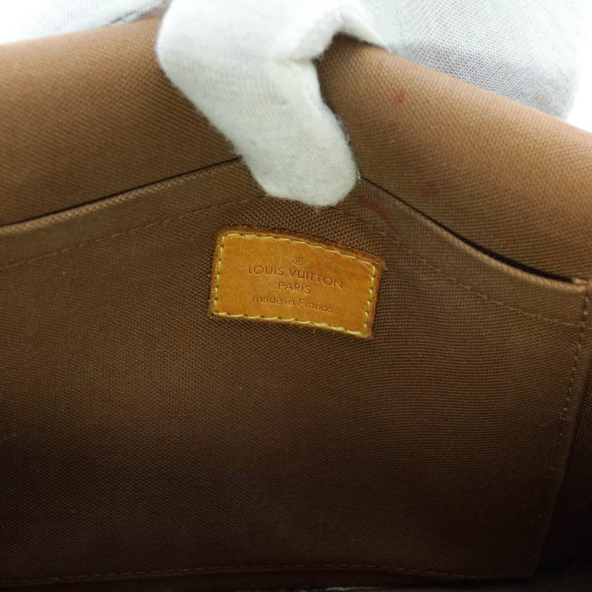 Louis Vuitton Sologne Crossbody Bag - image 8