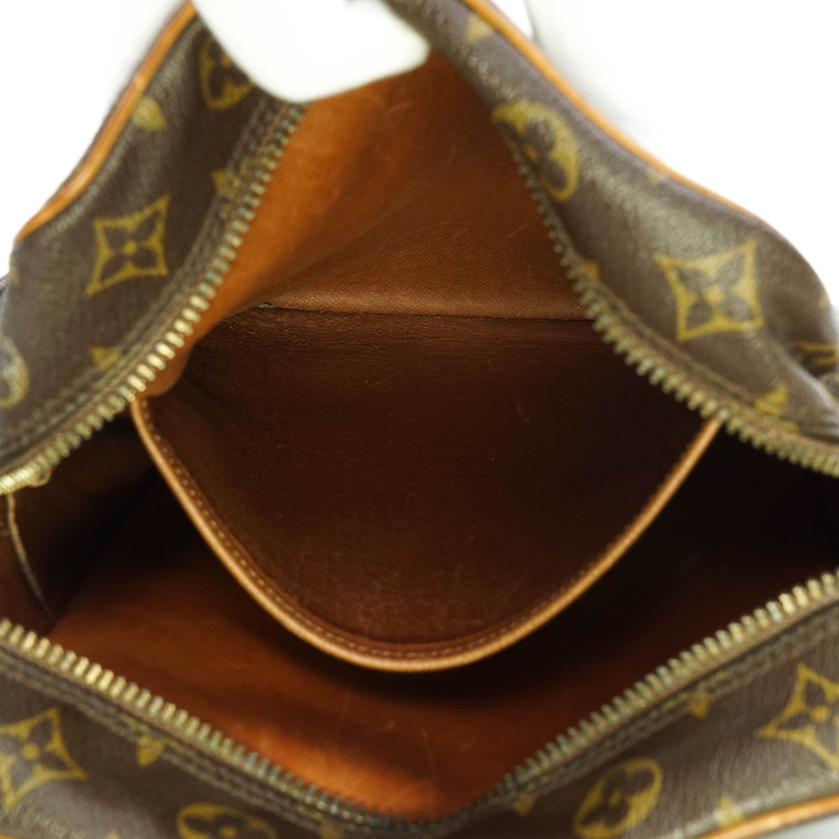 Louis Vuitton Danube Pm Crossbody - photo 8