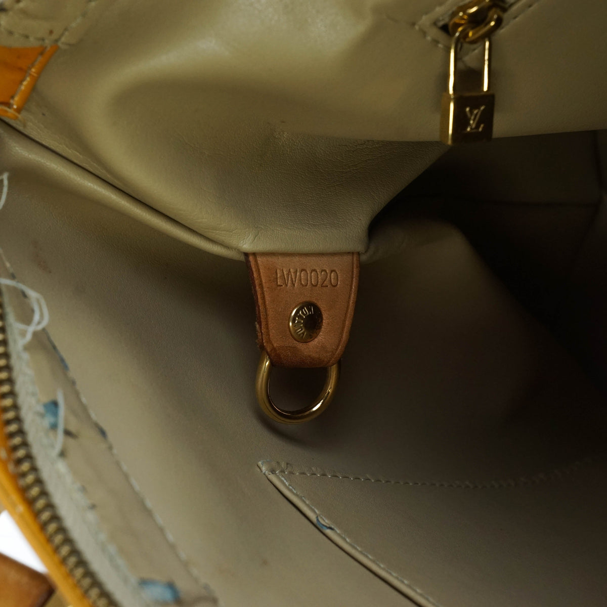Louis Vuitton Houston Tote Bag - photo 9