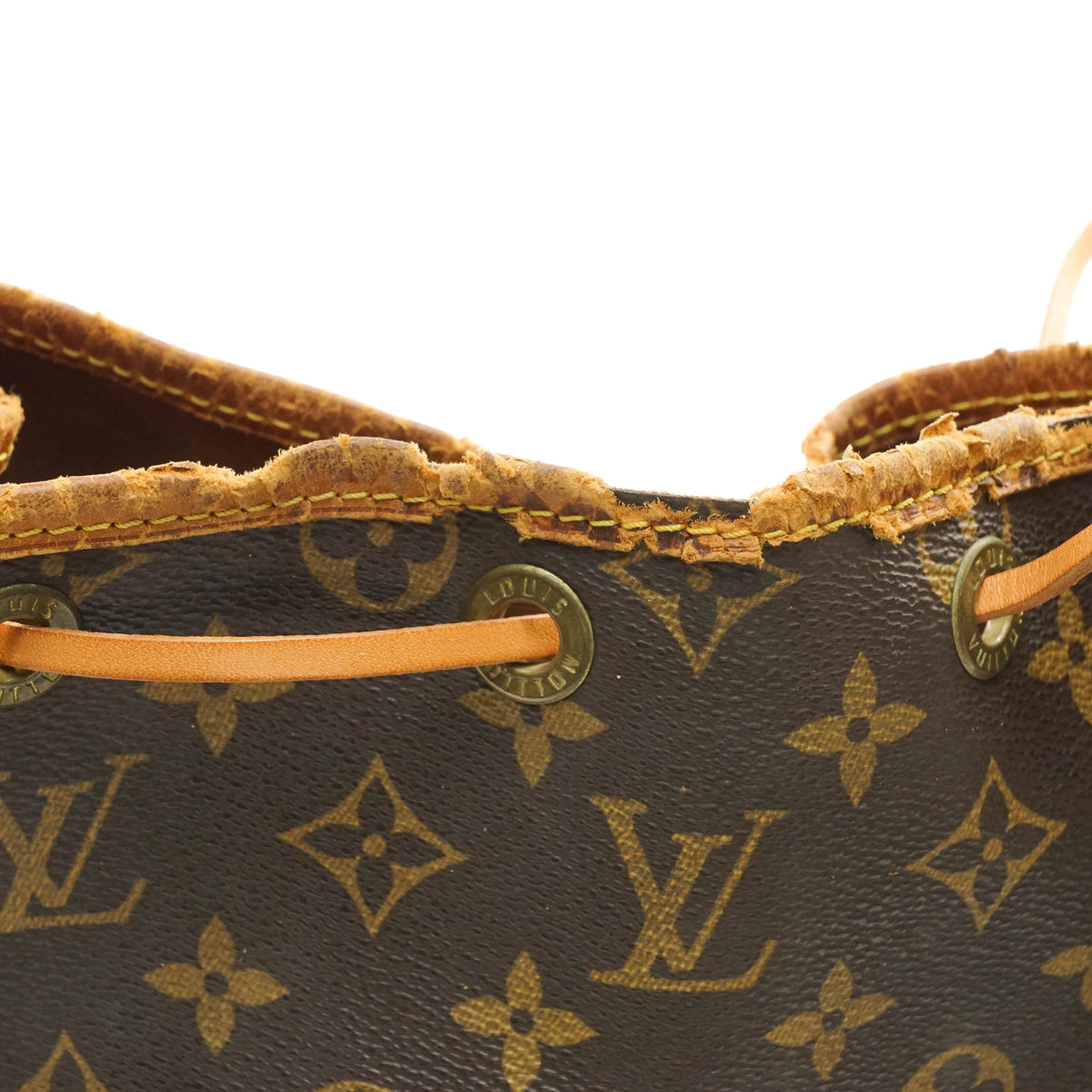 Louis Vuitton Noe Shoulder Bag - image 9