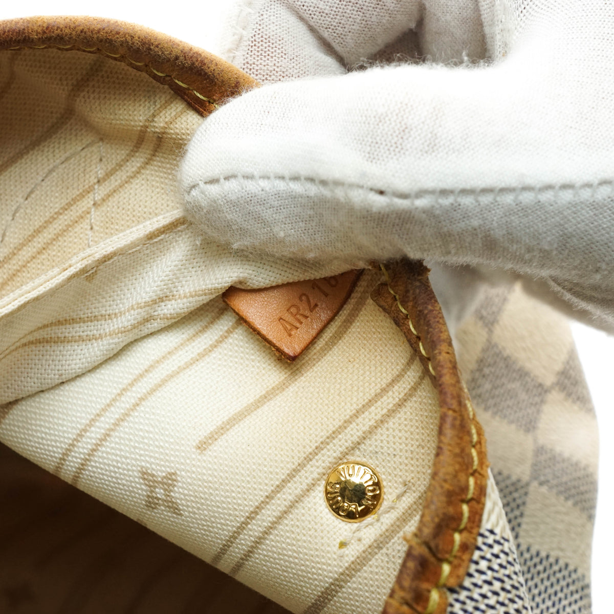 Louis Vuitton Neverfull Pm Shoulder - image 9