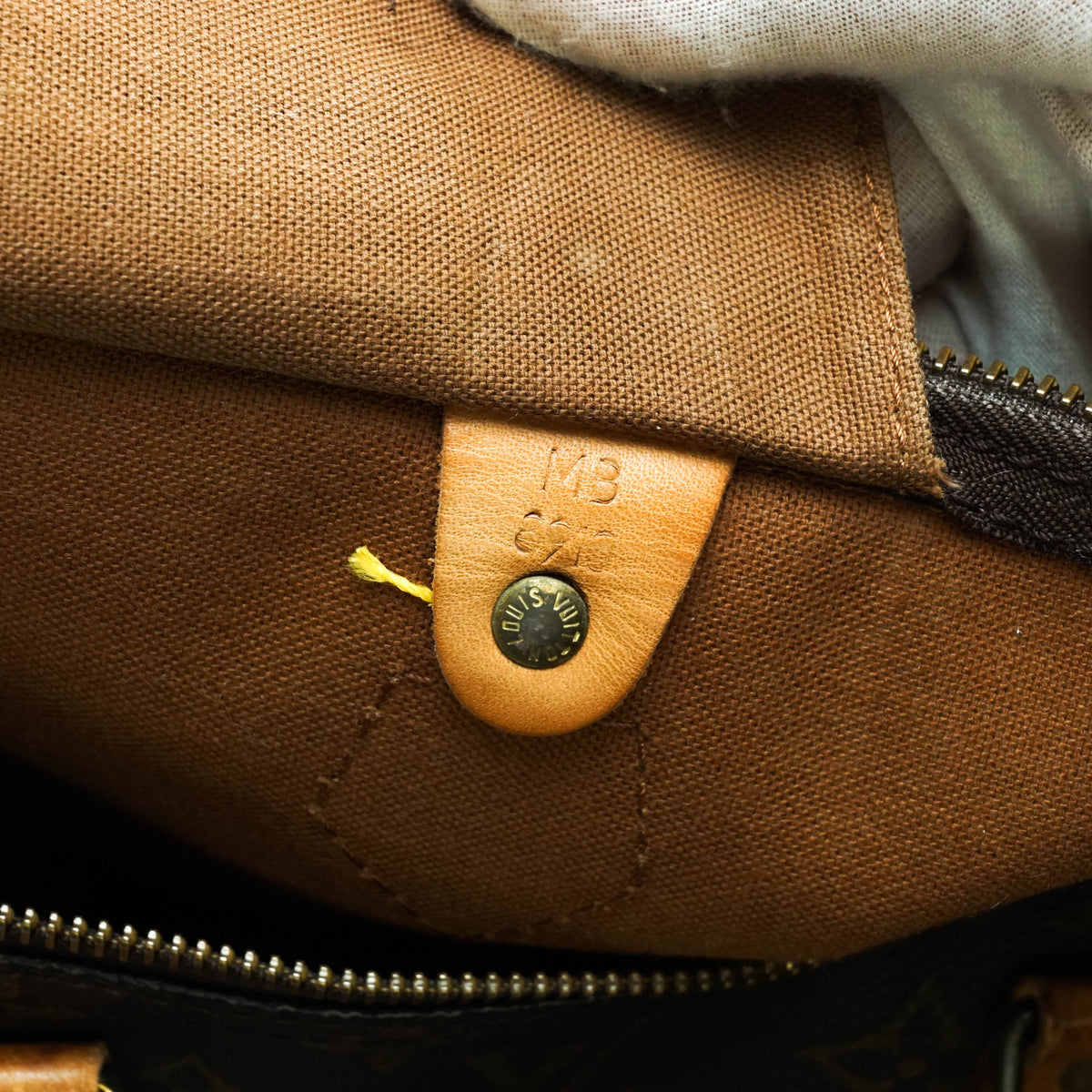 Louis Vuitton Speedy 40 Satchel Bag - photo 9