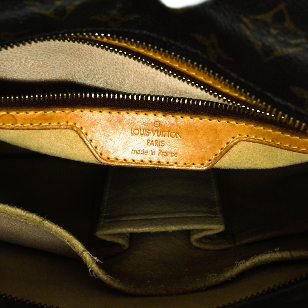 Louis Vuitton Luco Tote Bag Brown - image 9