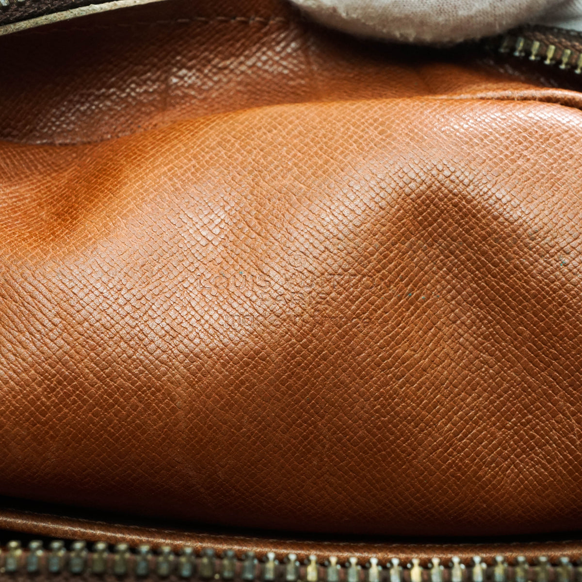 Louis Vuitton Danube Pm Crossbody - image 10