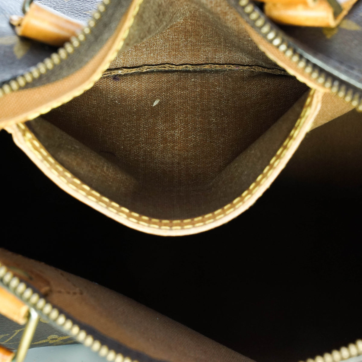 Louis Vuitton Speedy 25 Hand Bag - image 10