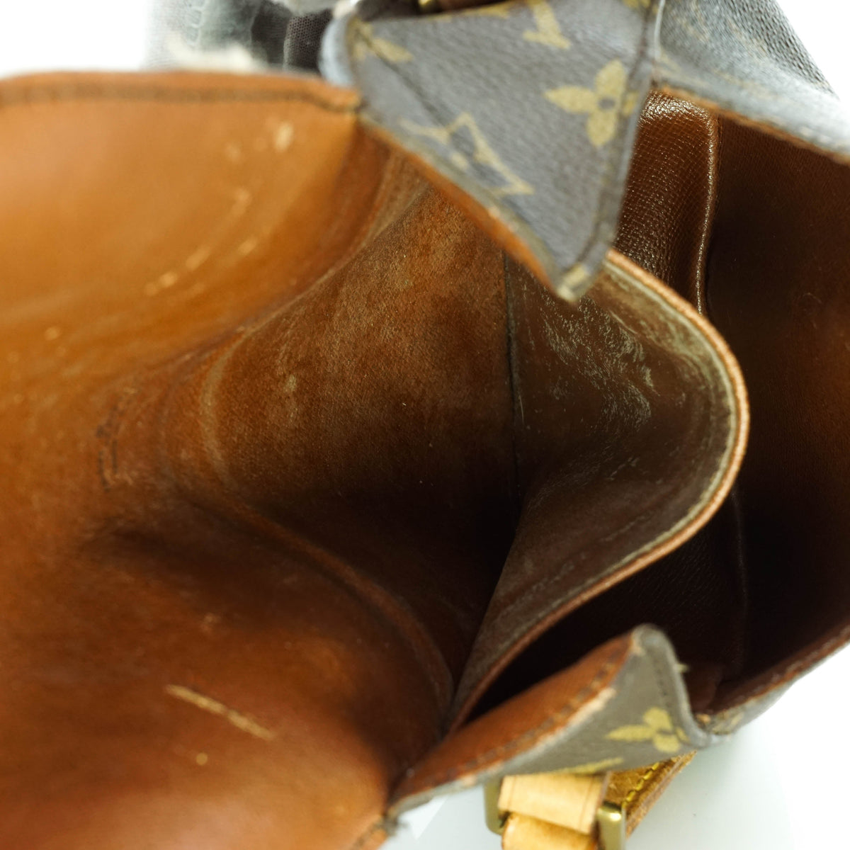 Louis Vuitton Saint Cloud Pm - image 10