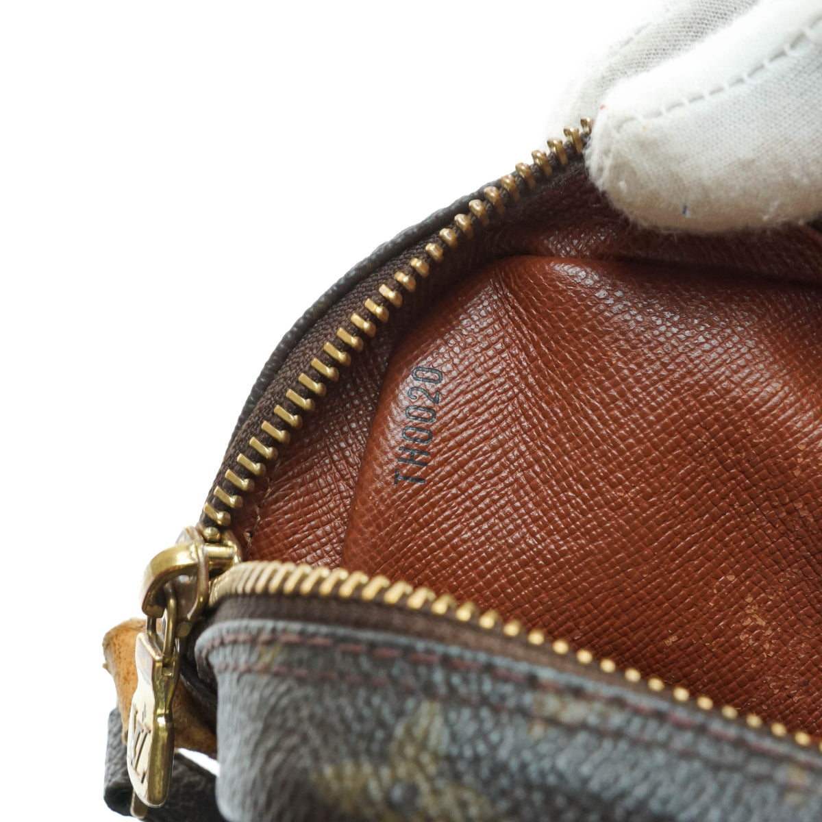 Louis Vuitton Amazon Pm Crossbody - photo 10