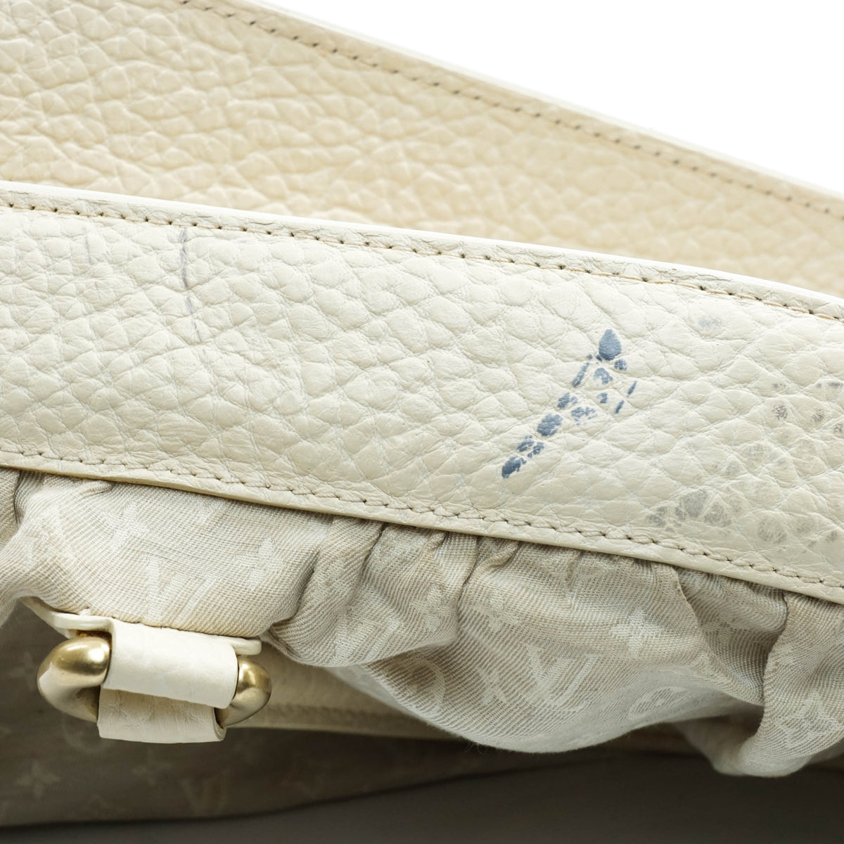 Louis Vuitton Trapeze Pm Hand Bag - photo 10