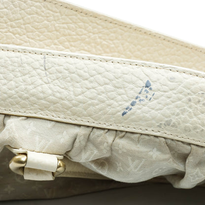 Louis Vuitton Trapeze Pm Hand Bag - photo 10