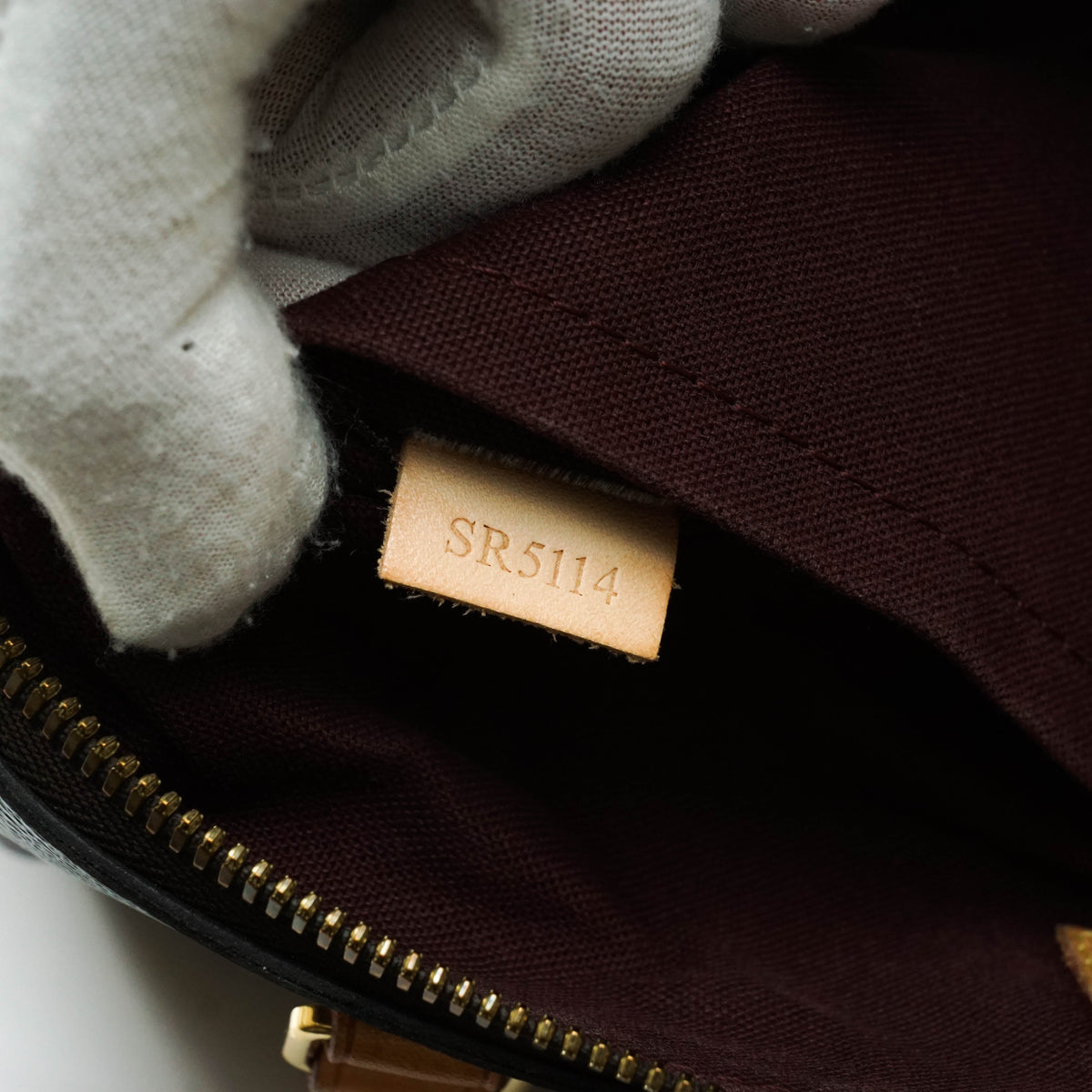 Louis Vuitton Turenne Gm Hand Bag - photo 10