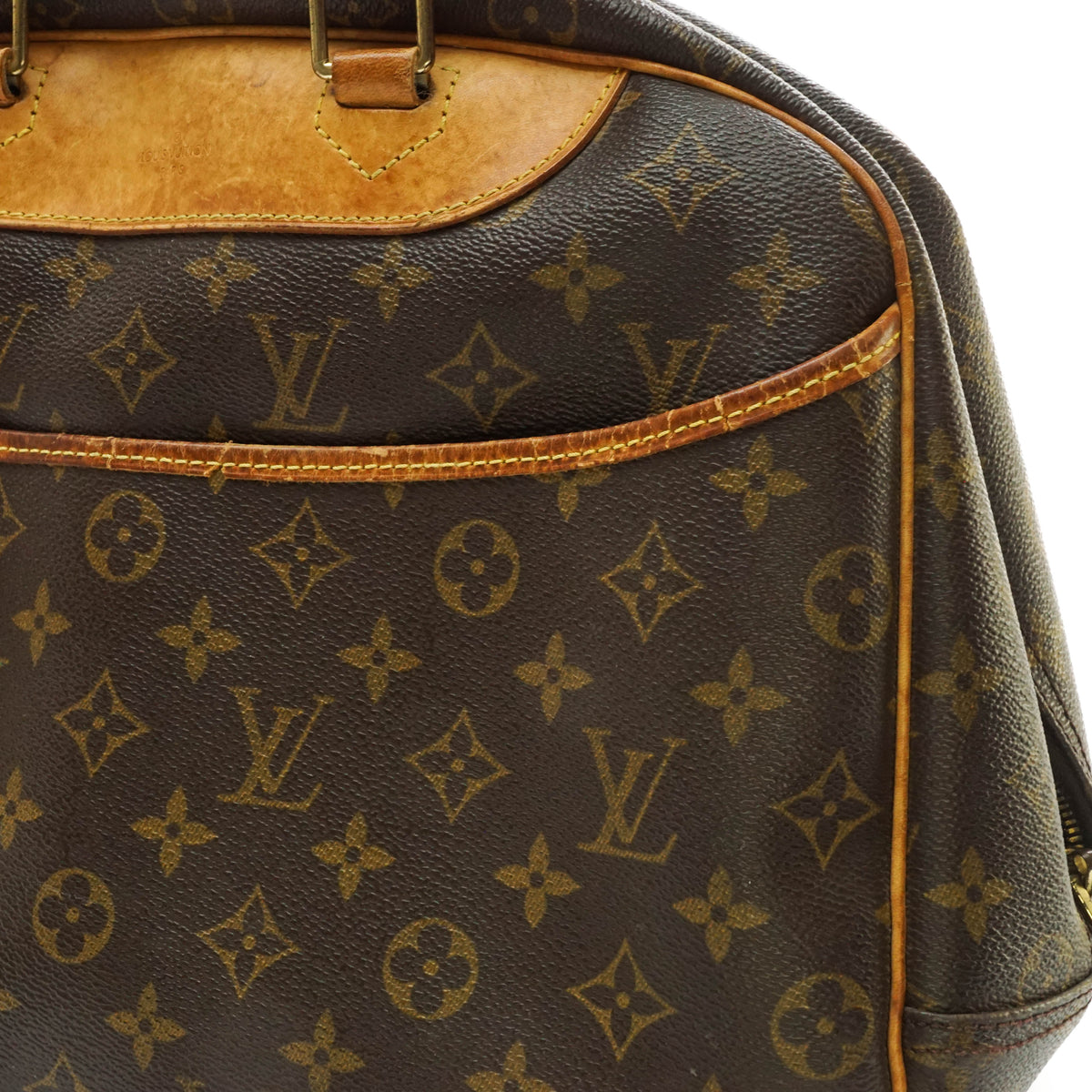 Louis Vuitton Deauville Hand Bag - image 10