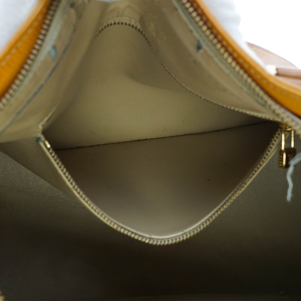 Louis Vuitton Houston Tote Bag - image 10